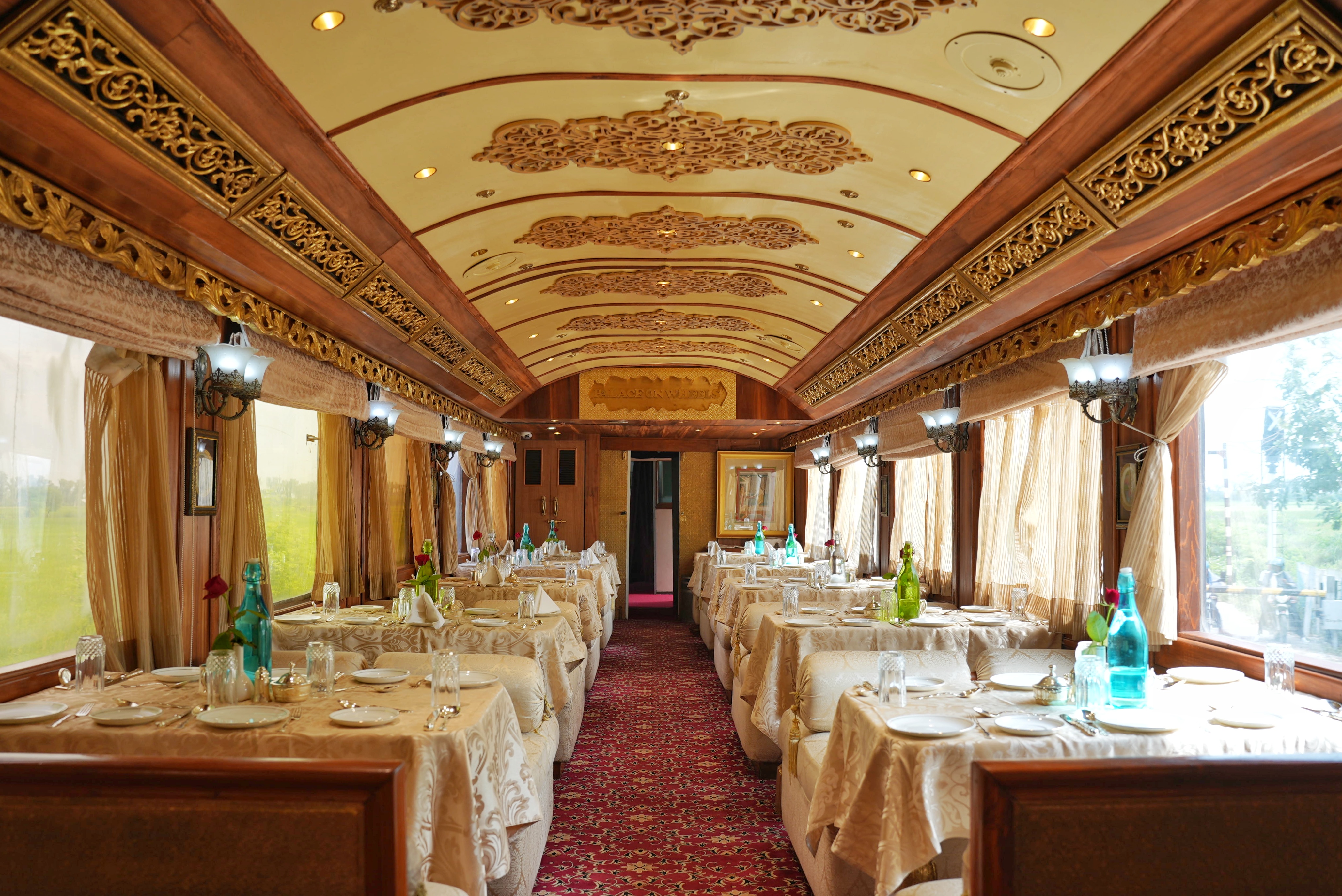 Maharajah Restaurant (Swarn Mahal)
